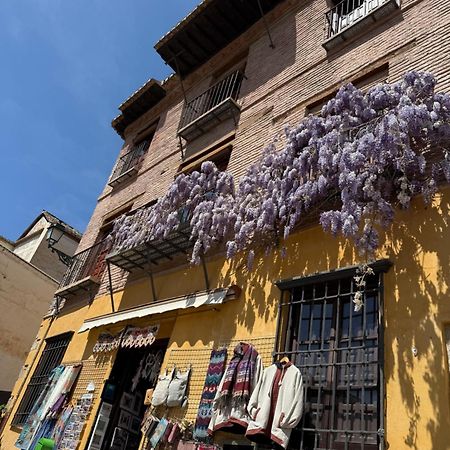 Stunning Alhambra View Balconies, In The Albayzin Apartment Granada Bagian luar foto