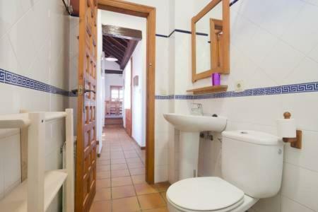 Stunning Alhambra View Balconies, In The Albayzin Apartment Granada Bagian luar foto